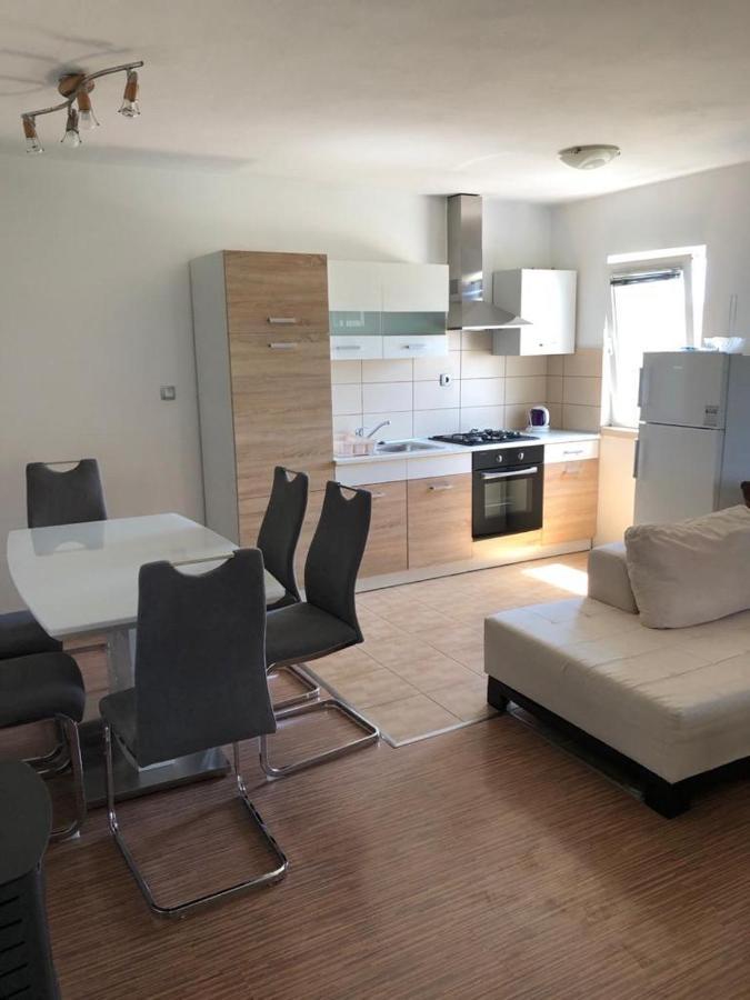 Apartments Mateo บาร์บินเย ภายนอก รูปภาพ